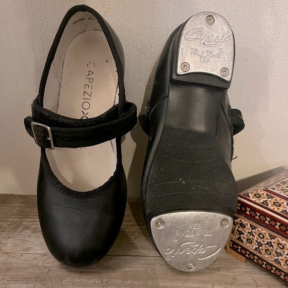Capezio black Tap Shoes size 12 - Picture 1 of 9